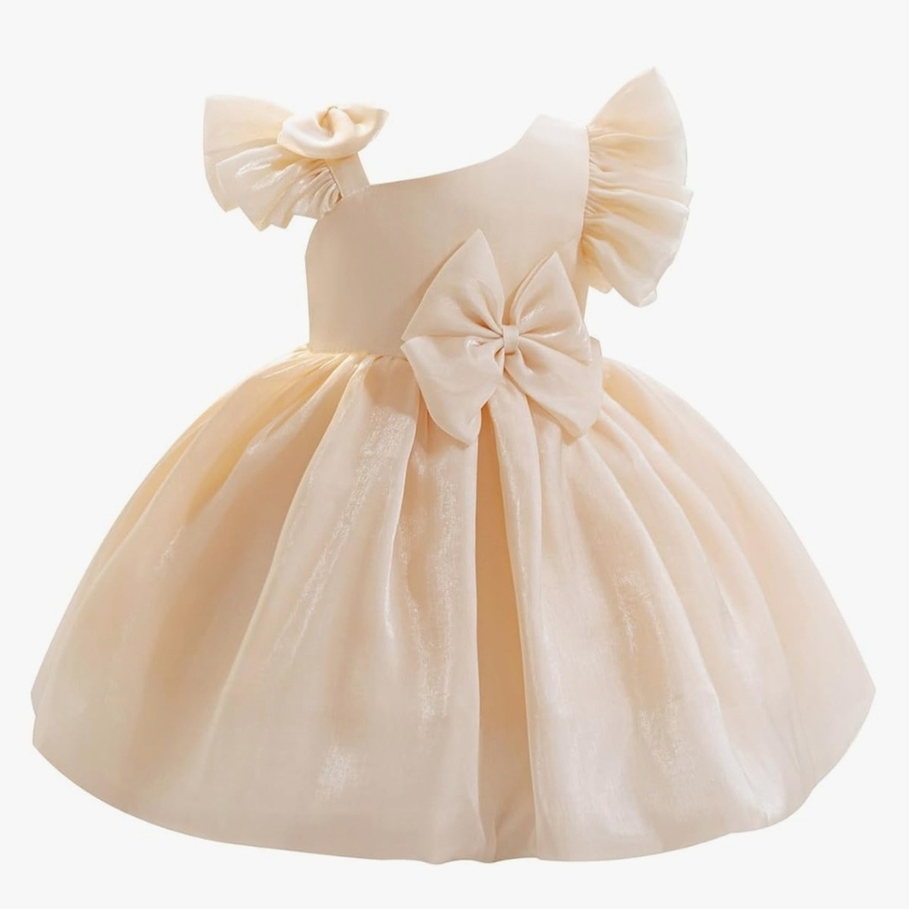 Elegant Cream Dress with Bow